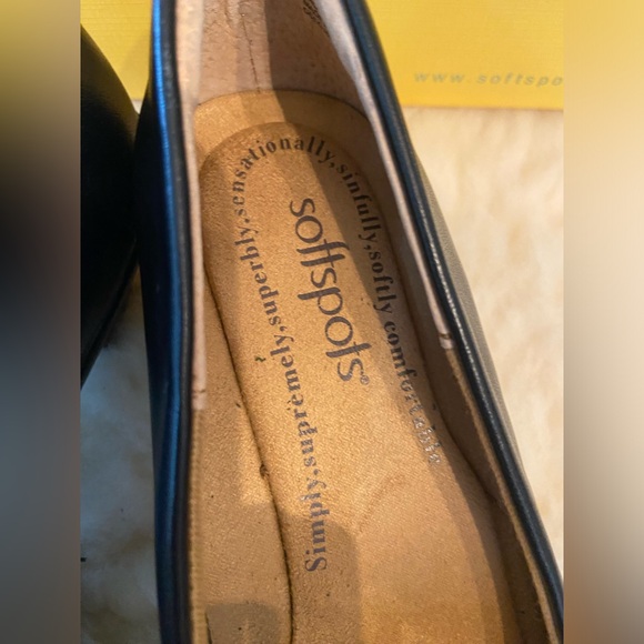 Black round toe leather heels NIB - Picture 8 of 13